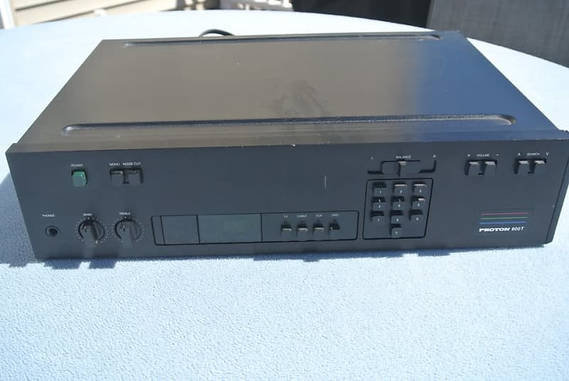 Proton 600T Stereo Preamp VHF UHF TV Tuner  			