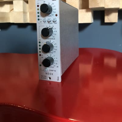IGS Audio  NEOX 500 2019 Silver image 1