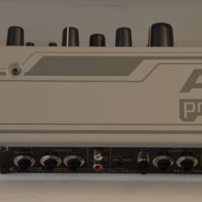 Akai MFC-42, Stereo/mono Multi-mode Analog Filter + Phaser, EQ, Distortion image 4