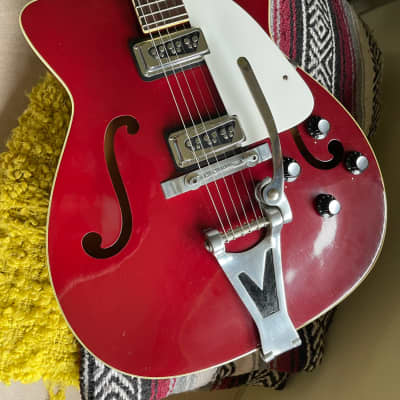 Martin GT-75 1966 Electric guitar! 1966 - Burgandy image 3