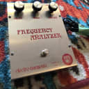 Electro-Harmonix Frequency Analyzer Ring Modulator- Vintage 1977 (Silver/Red Font)