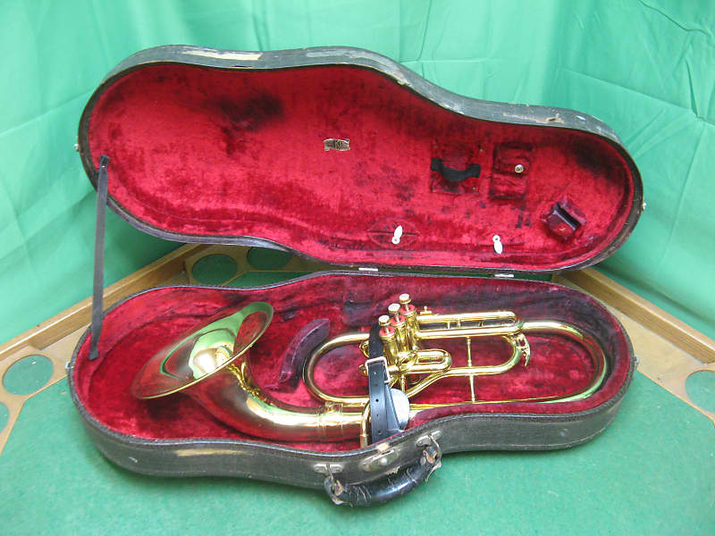 King Alto Horn in F 1962 Charcheta Tenor Horn Reverb