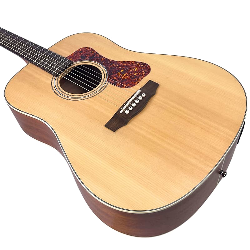 D-240E Natural | Guild Guitars