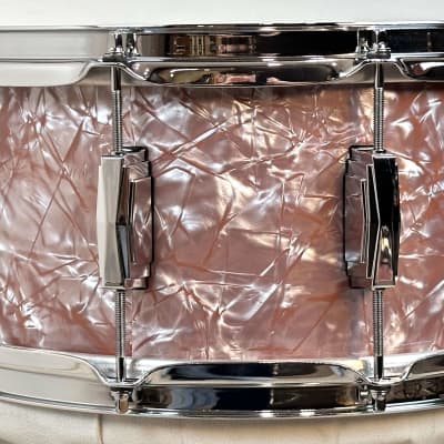 Ludwig 6.5x14" Classic Maple Snare Drum - Exclusive Rose Marine Pearl w/ Imperial Lugs image 3
