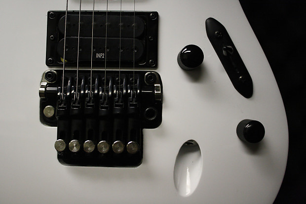 Ibanez S570B ホワイト　18日まで割引、送料込み ibanez s 570B - メルカリ