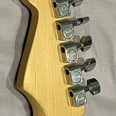 Fender American Standard Stratocaster with Rosewood Fretboard 1998 - 2000 - Sunburst image 5