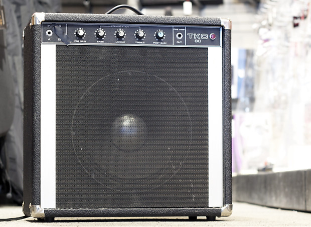 Peavey tko deals 80 bass amp