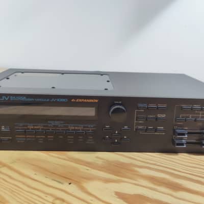 Roland JV-1080 64-Voice Synthesizer Module 1994 - 2001 - Black