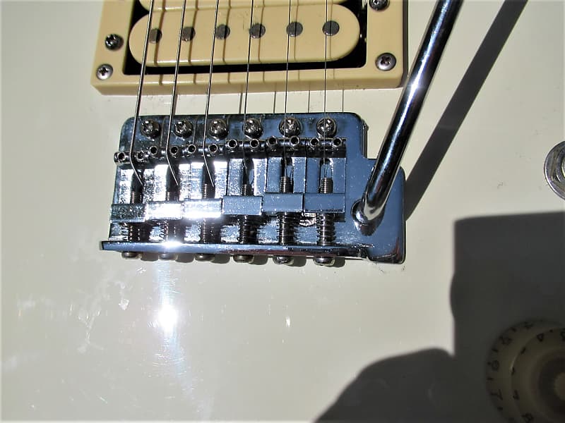 Cort V Guitar, 1980's, White, Wang Bar, Binding, Powerful