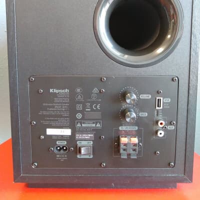 ProMedia Heritage 2.1 Multimedia Speaker System