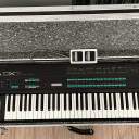 Yamaha DX7 Mk1 Digital FM Synthesizer with Hard Case and 2 ROM Cartridges TOP!