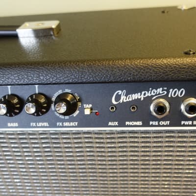 Fender Champion 100 2-Channel 100-Watt 2x12" Solid State Guitar Combo 2013 - Present Black image 2