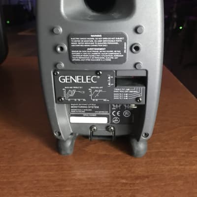 Genelec 8020B 4" Powered Studio Monitor 5.1 including subwoofer image 3