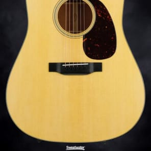 Martin D-18 Acoustic Guitar - Natural image 9