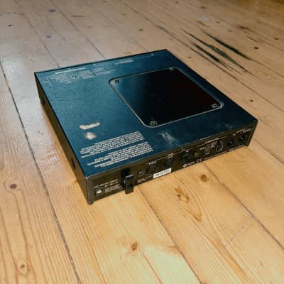 Roland JV-1010 64-Voice Synthesizer Module image 2