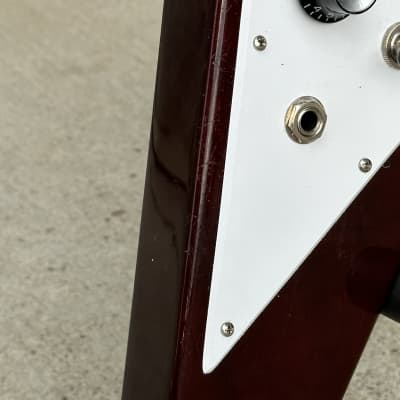 Gibson Flying V 2018 left handed - Aged Cherry - w/ factory photo image 6
