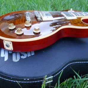 2004 Gibson Les Paul Standard Plus Root Beer Flame Top
