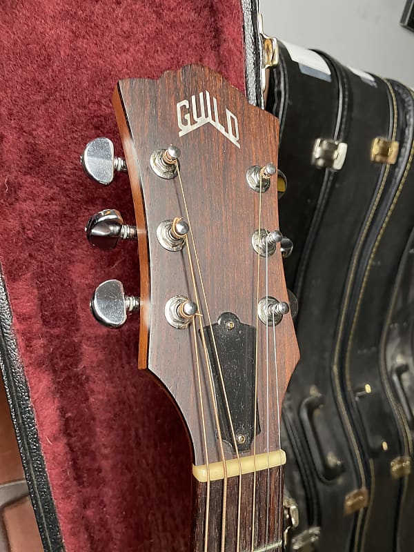 Guild USA DV-4