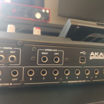 Akai MPC2500 Music Production Center | Reverb
