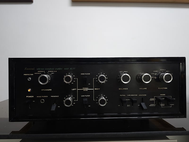 Sansui Au-777 Solid State Amplifier Recapped Operational.  			
