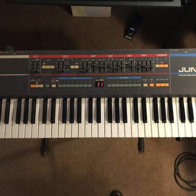 Roland Juno-106 61-Key Programmable Polyphonic Synthesizer 1984 - 1985 - Black