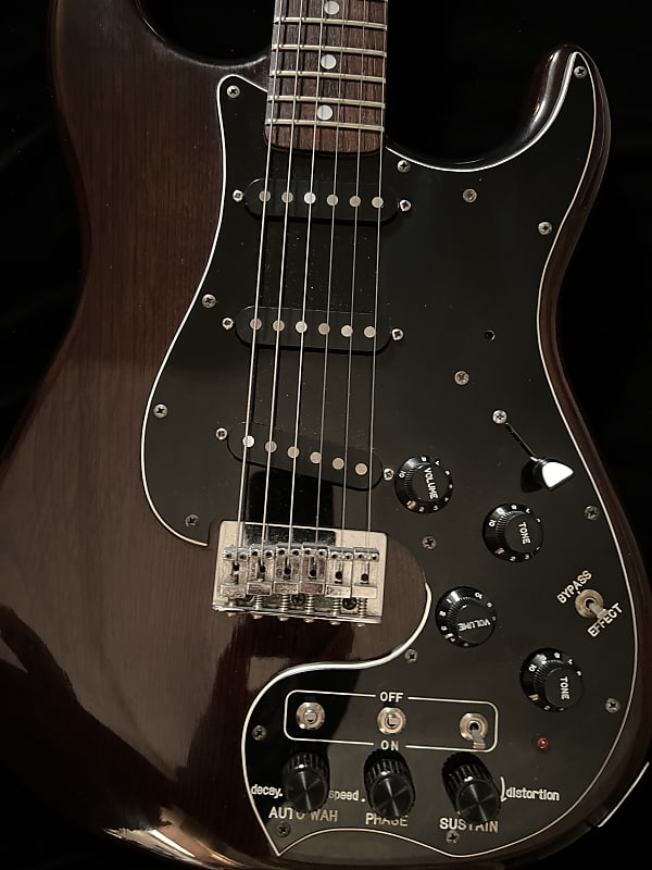 フレッシャー STRAIGHTER ストラトタイプ ホワイト 調整済み ジャパン