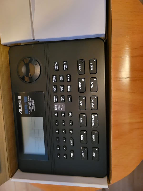 Alesis Sr 16 | Reverb