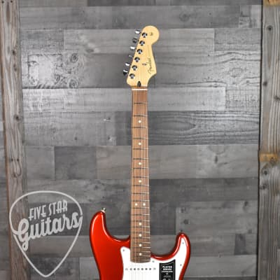 Fender Player Stratocaster HSS, Pau Ferro Fingerboard, Candy Apple Red image 3
