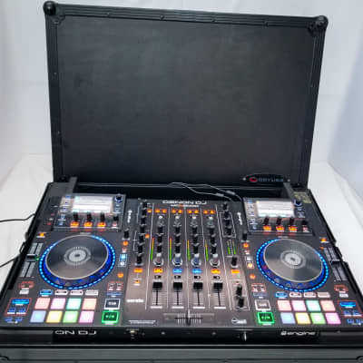 Denon MCX8000 4-Channel Professional Standalone DJ Player / Controller