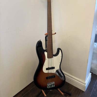 Fender Japan '75 Reissue Jazz Bass JB75-90US Fiesta Red 1997