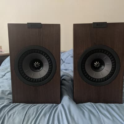 Kef q150 hot sale walnut