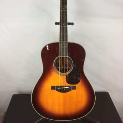 Yamaha LL16 Acoustic Guitar - Brown Sunburst (Floor Model
