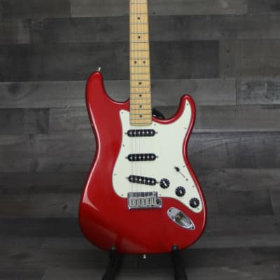 Fender  Stratocaster 1991 Candy Apple Red image 4