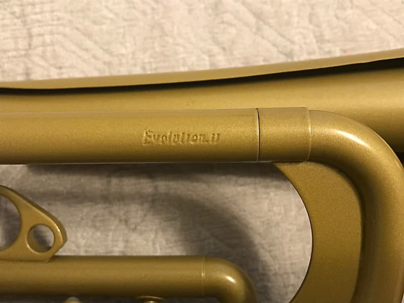 クルトワ　エボリューションII トランペット コルトワ トランペット エヴォリューションⅡ USED [新品 中古