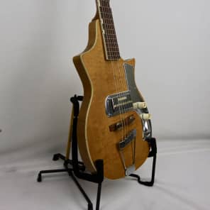 Teisco vintage J-3 1960 guitar and Teisco amp image 4