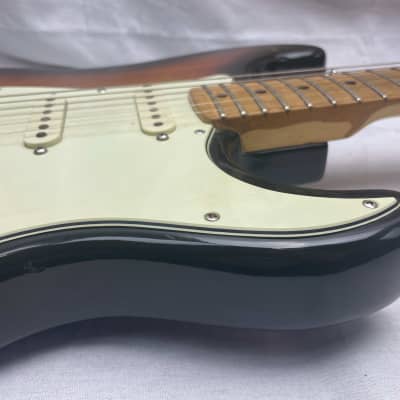 Fender USA Stratocaster Guitar with Case - changed saddles & electronics 1979 - 2-Color Sunburst / Maple neck image 8