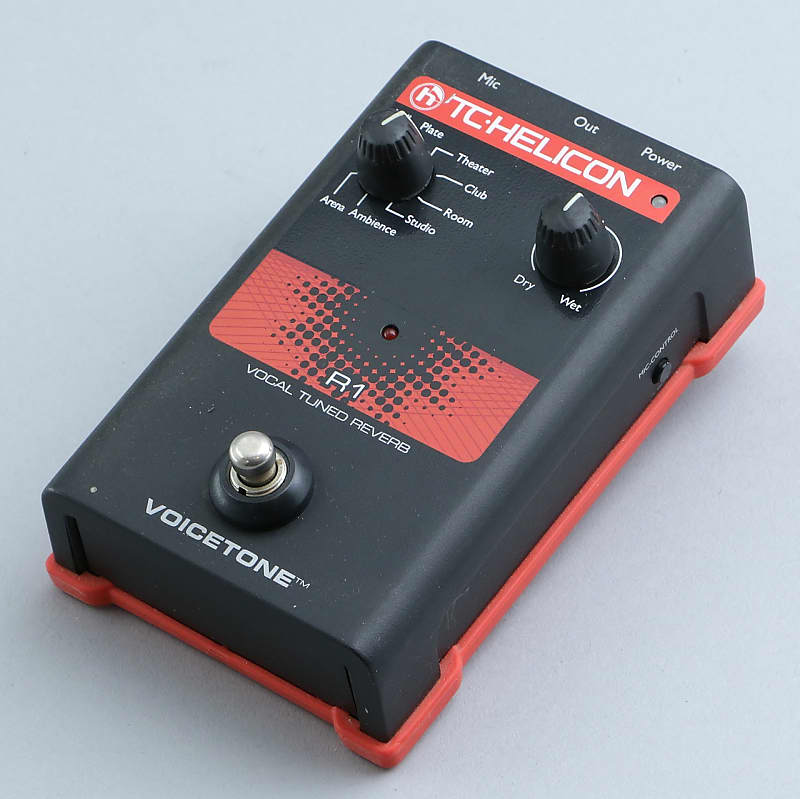TC Helicon Voicetone R1 Vocal Tuned Reverb Vocal Effects Pedal P
