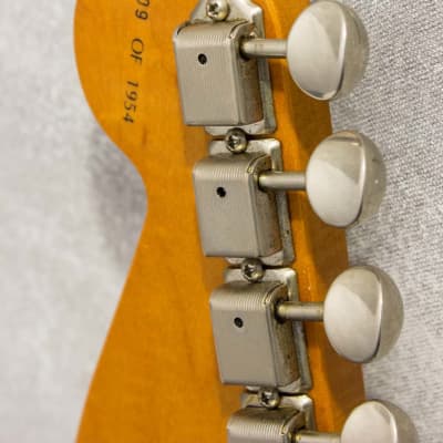Fender 40th Anniversary American Vintage '54 Stratocaster Sunburst 1994 image 20