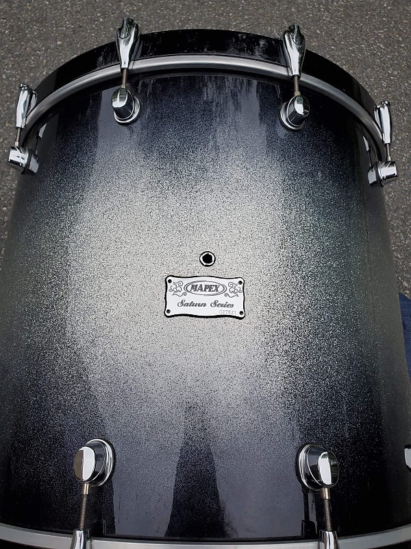 Mapex Saturn 24”x 20” bass drum Galaxy burst, maple /walnut Reverb