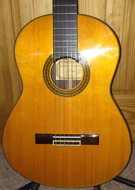 Vintage Zen-On ZG-300 Classical Guitar