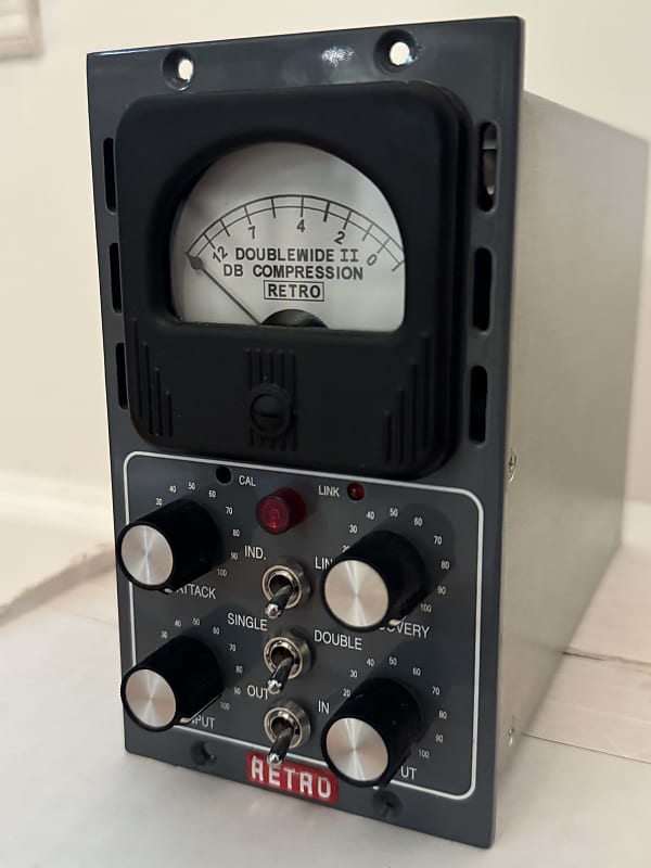 Retro Instruments Doublewide II 500 Series Tube Compressor