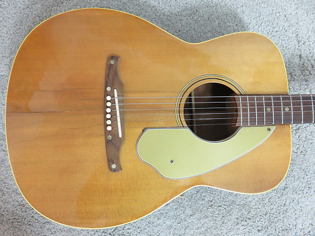 Vintage fender malibu acoustic guitar discount