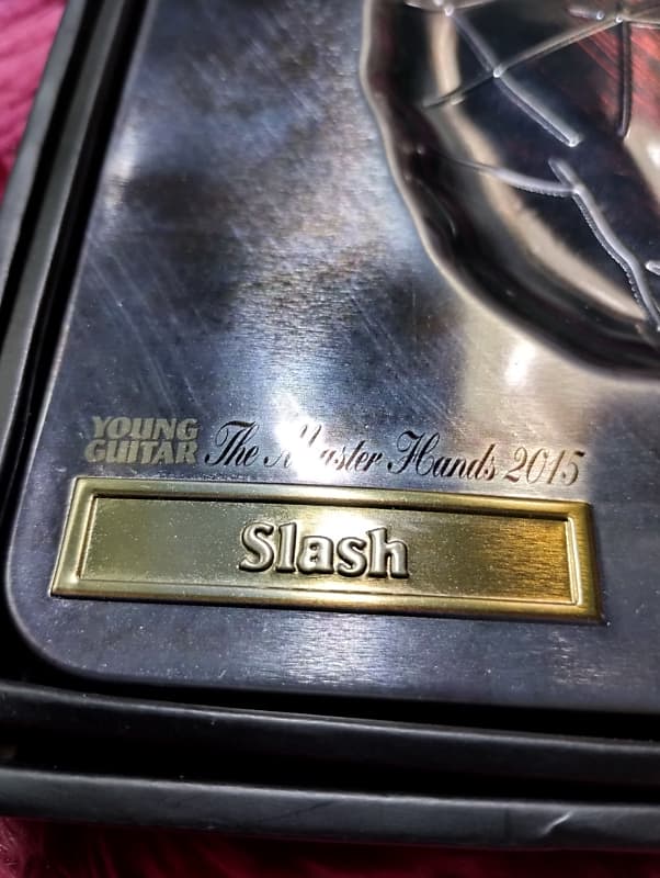 手形 The Master Hands 2015 Young Guitar Price Drop w/ Issues! SLASH Handprint Metal Plate The Master