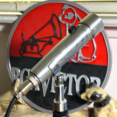 Vintage 1960's Argonne AR-59 Crystal Microphone, working great, clip incl, harp image 1