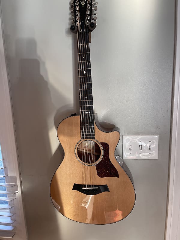 Taylor 12 Fret 12 String Model 562ce with Electronics 2021 | Reverb