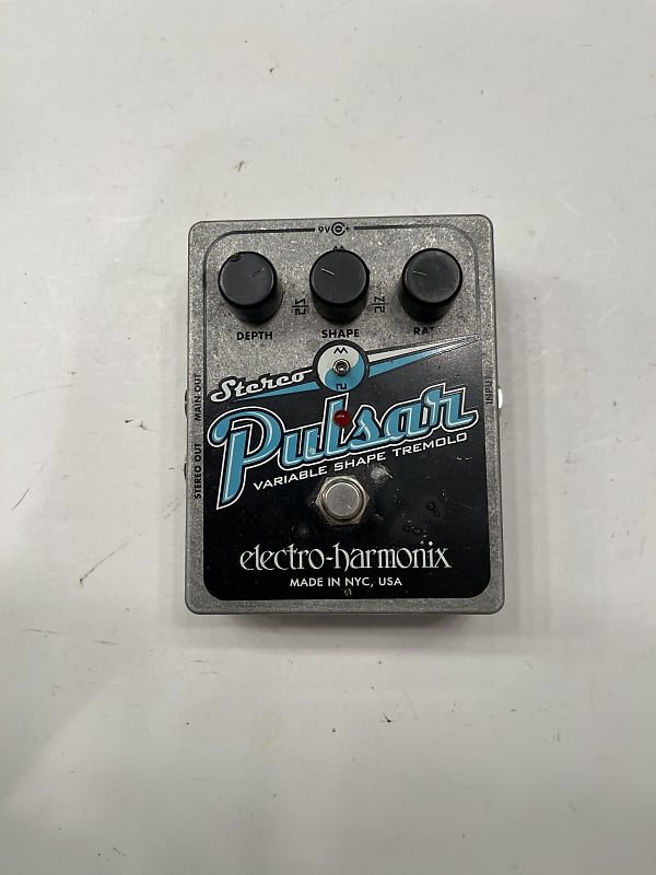 Electro-Harmonix Stereo Pulsar
