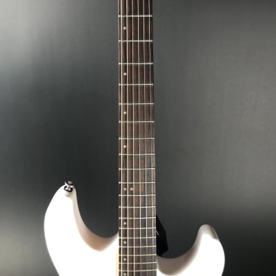 Samick SS70 Electric Guitar, Gloss White (Hard Case Included) image 3