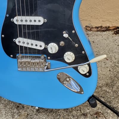 MIJ Fender Stratocaster 2021 - Powder Blue image 3