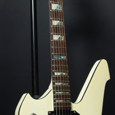 Washburn Washburn Paul Stanley Signature PS1600 [SN S11120895] [05