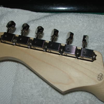 Loaded guitar neck......vintage tuners....22 frets...unplayed.....#21 image 3
